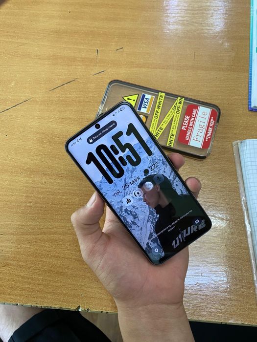 Продам Samsung s22
