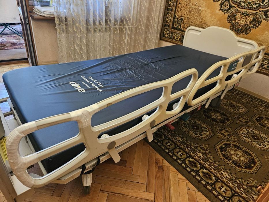 Медецинская кровать