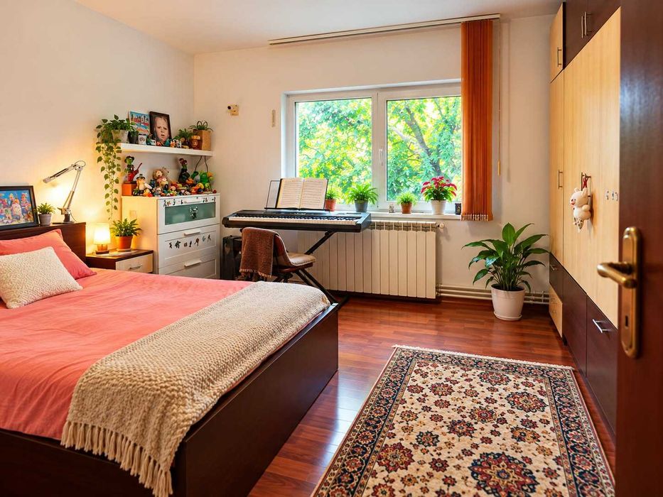 Urgent Direct proprietar vand apartament spațios cu 2 camere ultracentral în Otopeni Strada Floare de Cais, zonă liniștită, cu verdeață și acces rapid