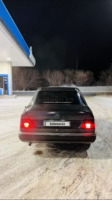 Продам Мерседес W124 2.3