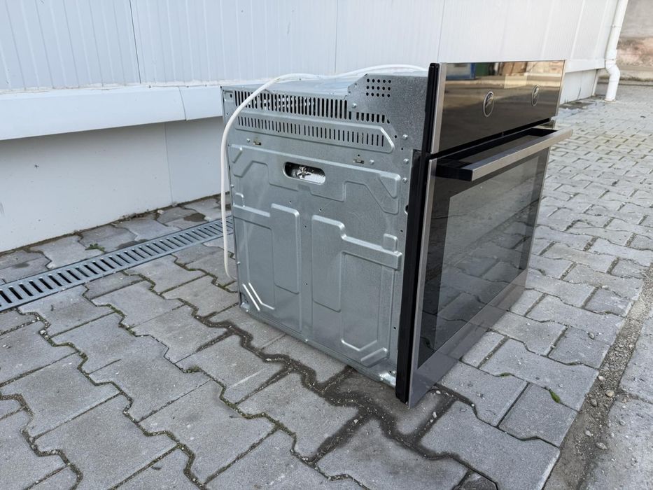 Фурна за вграждане Gorenje BO647A30XG