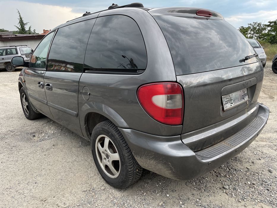 Chrysler Voyager 2.5crd 143hp 2005 На Части