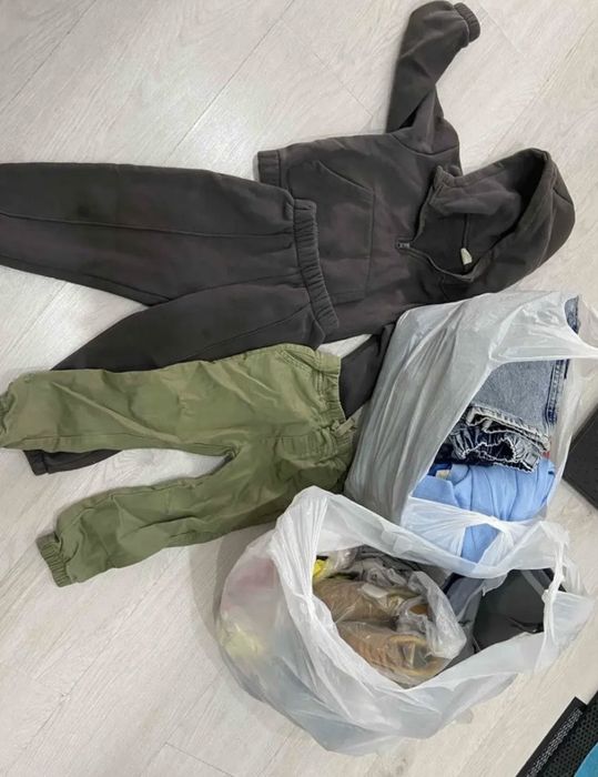 Продам детские вещи