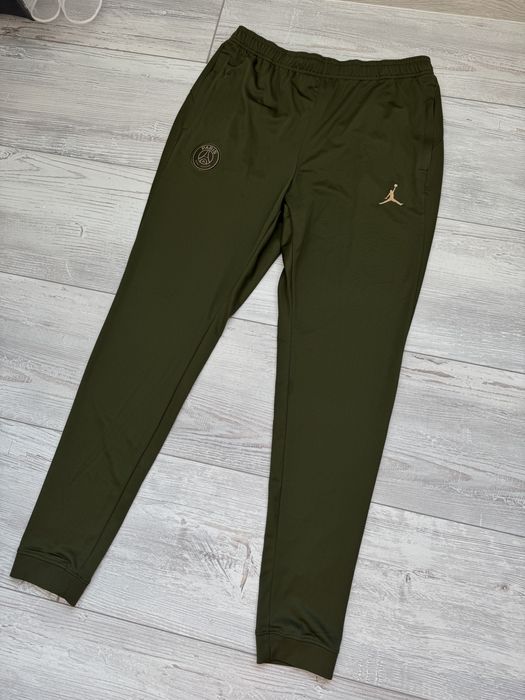 Мъжко! Чисто нов оригиналeн анцуг Jordan x Paris-Saint Germain slim