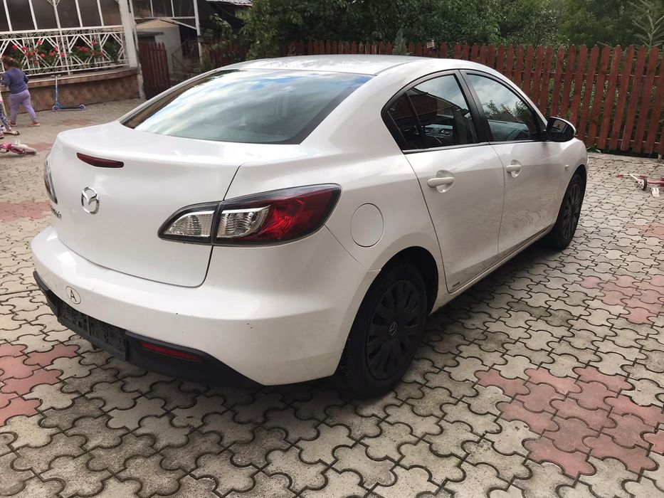 Mazda 3 Facelift/Limuzina/1.6Tdi/An 2011