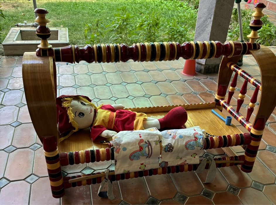 Yap yangi Beshik, Uzbek Beshigi! Narxi kelishiladi!