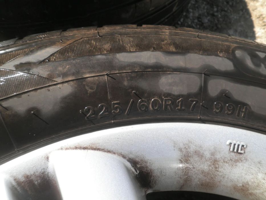 Jante 17" cu anvelope 225/60/R17 Hyundai ix35 52910-2S200 6.5J ET48