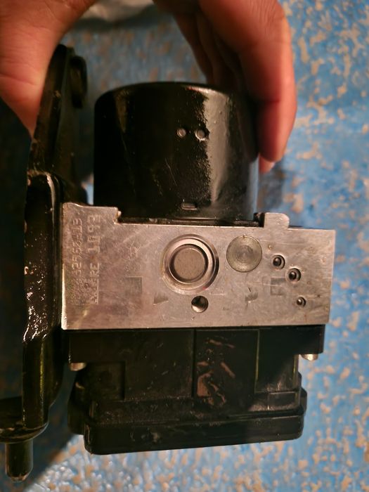 Vand pompa abs golf 5