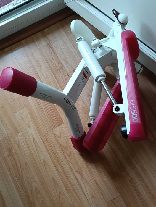 Stepper Domyos MS500 mini stepper aparat fitness cardio aerobic exercitii picioare fese acasa Decathlon cu display LCD functional