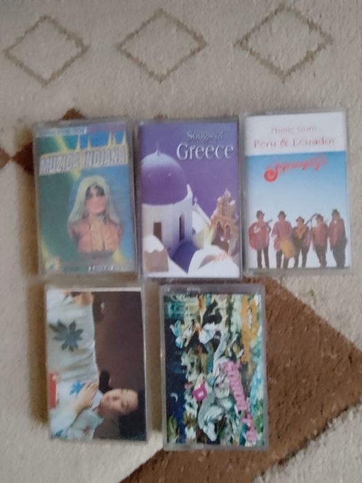 Casete audio cu muzica, încărcător Xiaomi Redmi 10