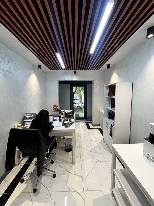 Продажа офиc, Амир Темур 90 м²