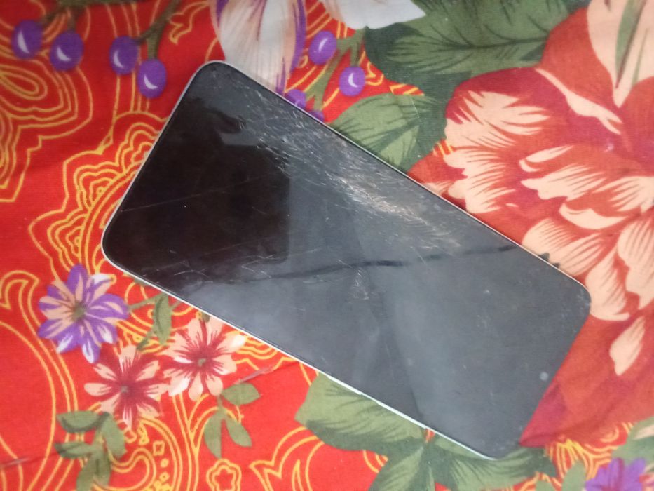 Редми 12с возможно договоримся