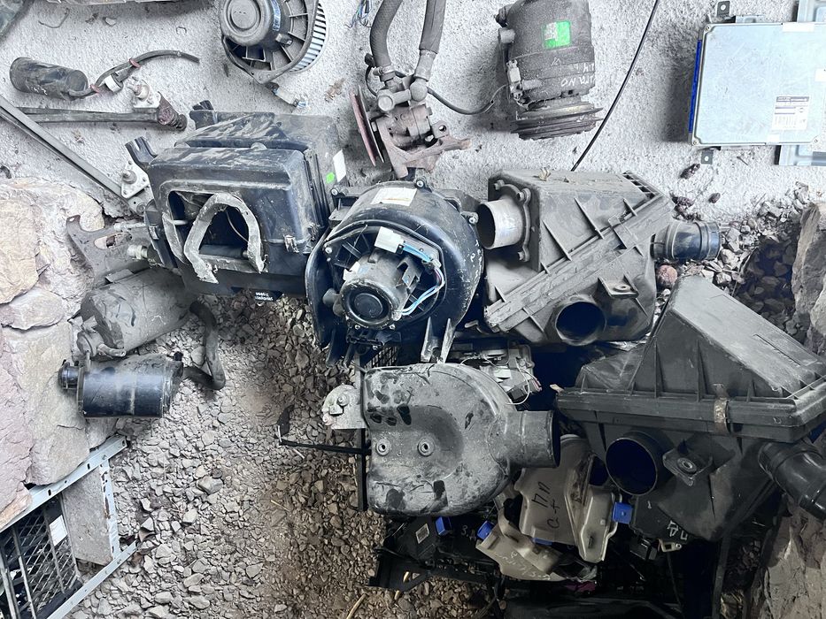 Части за nissan terrano 2.4i нисан терано 2