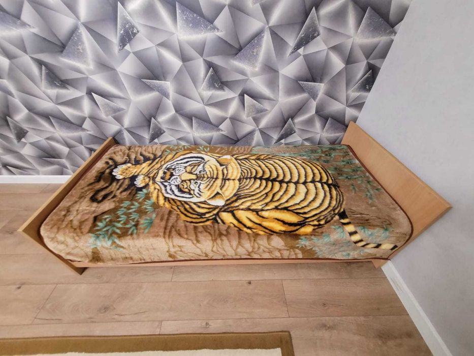 Продам односпальную кровать