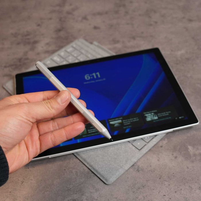 Surface Pro 7Plus  va Orginal Klaviatura va Surface Pen sotiladi