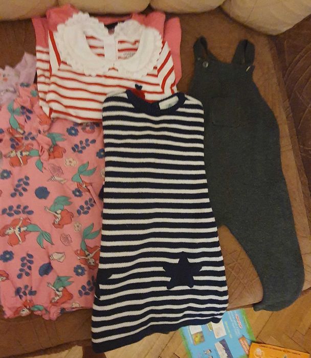 Vand lot fetita 9-12 luni