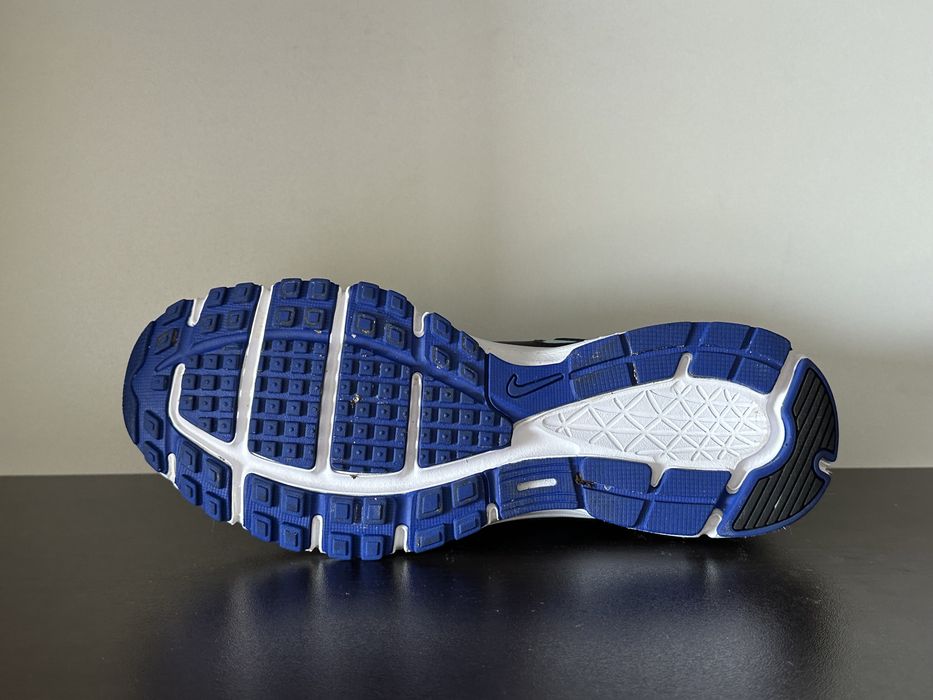 Nike Revolution 39номер 25см Стелка Като Нови