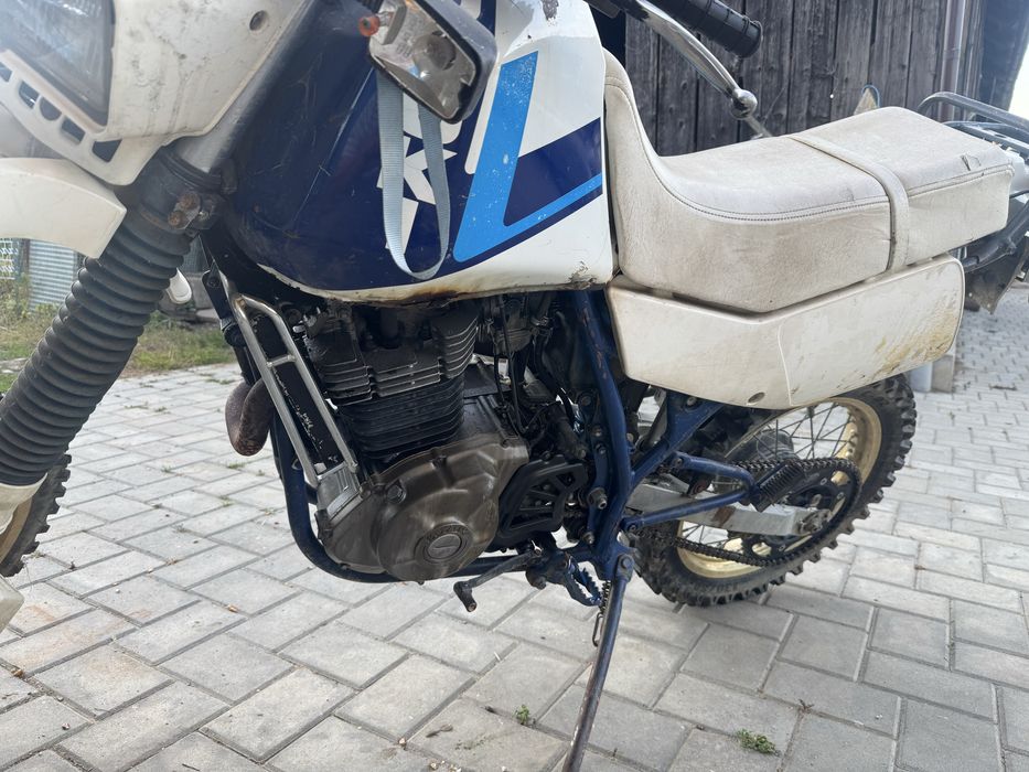 Suzuki dr650  Schimb enduro nu Honda Yamaha kawasaki