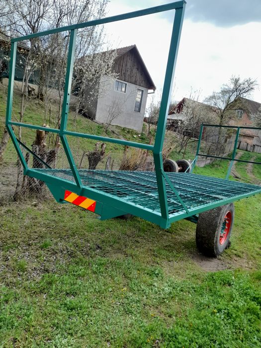 Trailer baloti platforma