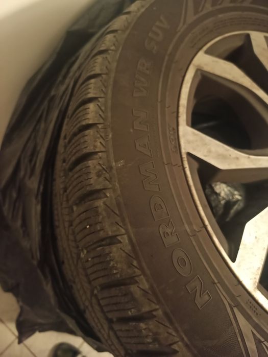 Jante ca noi Porsche, Audi, VW etc. Cauciucuri bune de iarna pe ele.