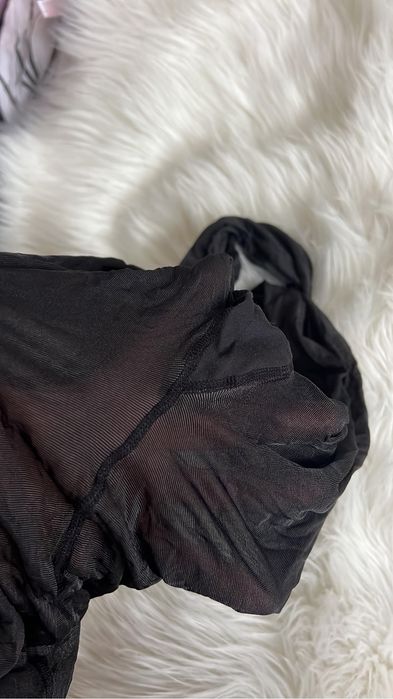 Vand dresuri pentru femei sau barbati