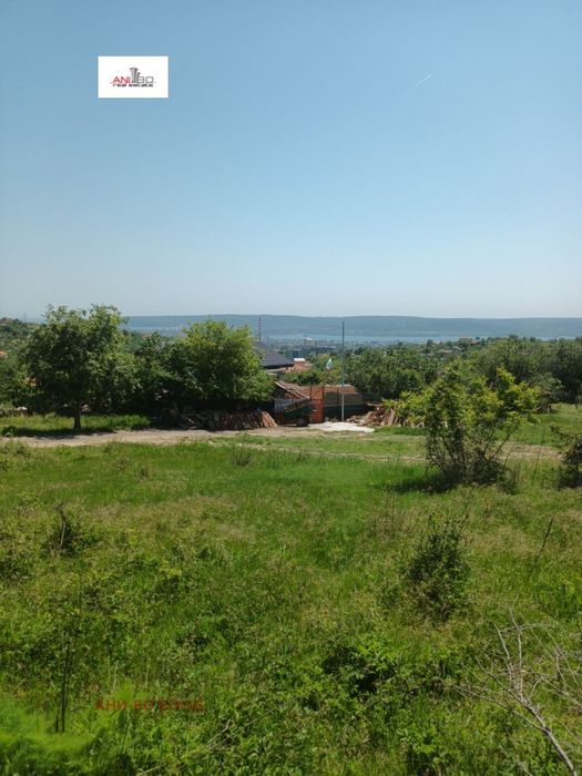 Парцел в Варна-м-т Балам Дере площ 911 цена 47000