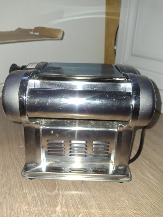 Тестаны өткізетін апарат