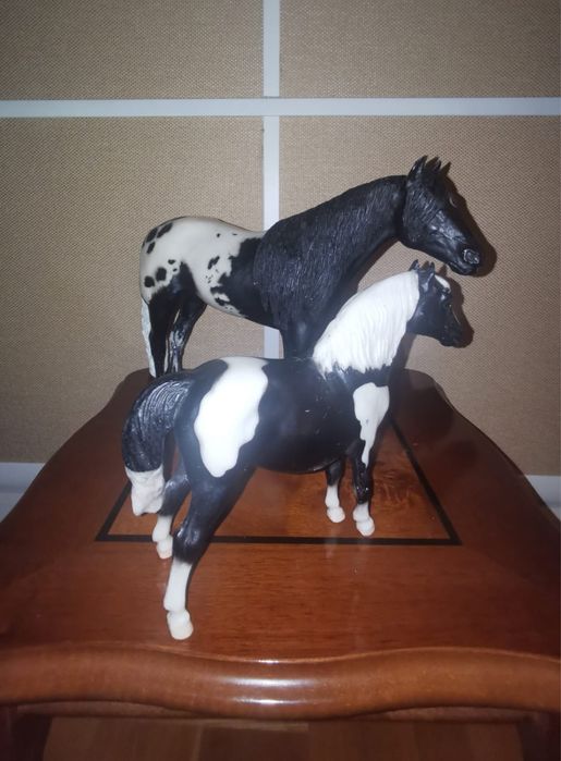 Антикварна колекционерска фигура на кон марка Breyer Reeves USA  2 бр.
