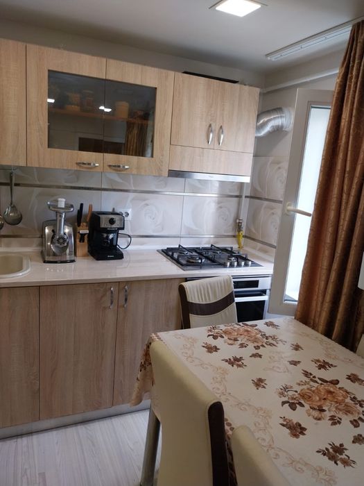 vand Urgent apartament  micro 6 targoviste