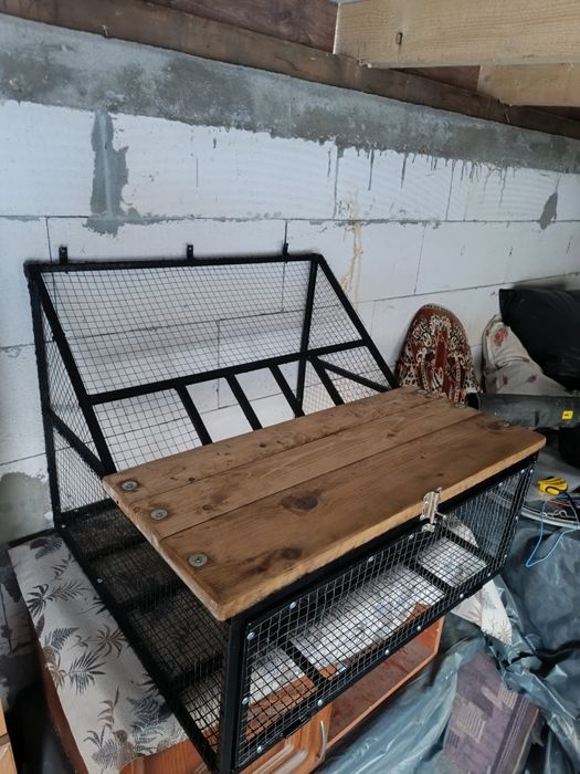 Intrare porumbei sputnic