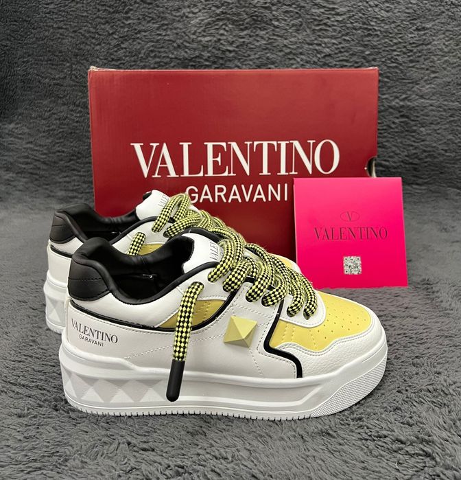 Adidași Valentino Garavani One Stud Diverse Modele