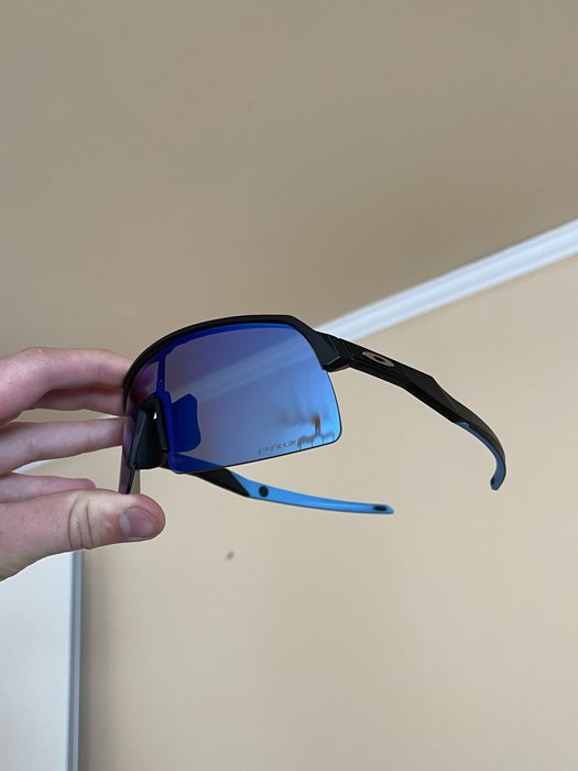 Oakley Sutro Lite