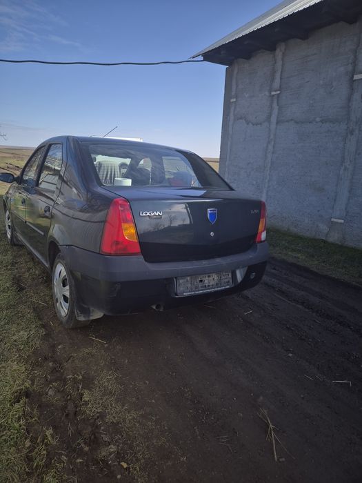 Vând logan 1 2005