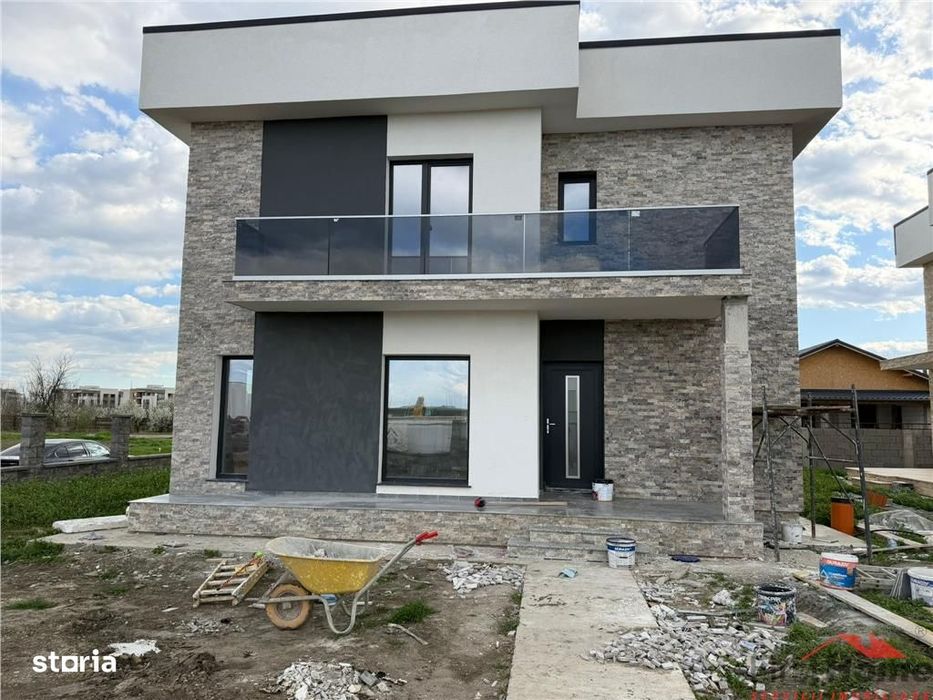 Vila P+1 de vanzare in Focsani - Nord 4 dormitoare, 3 bai , 179.000 eu