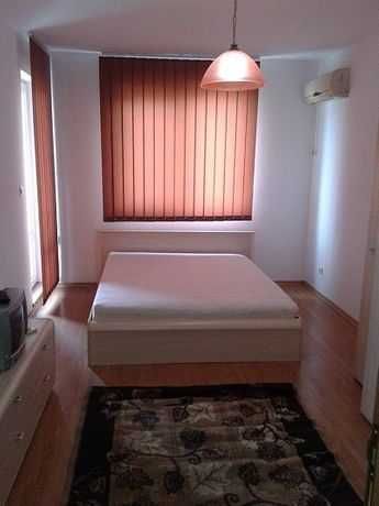 Дава се под наем Двустаен апартамент в Бургас, Възраждане - 85 кв.м за 240 € - Снимка #2