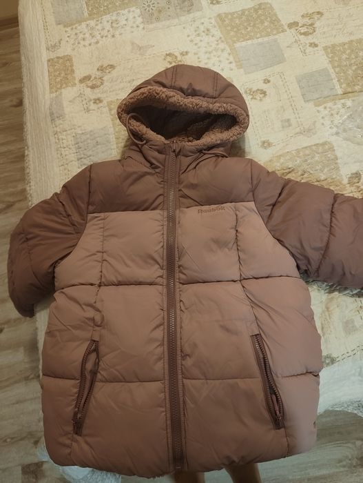 Дамско двулицево   зимно яке  Reebok