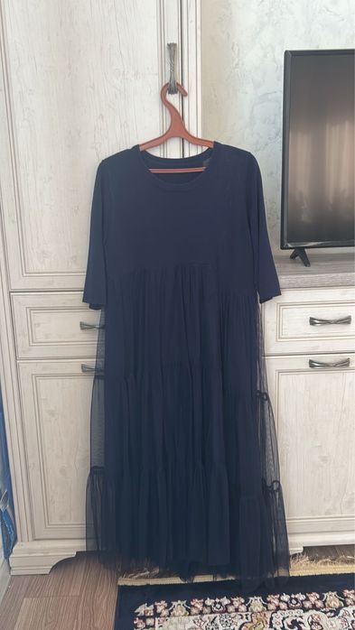 Платья повседневные и нарядные