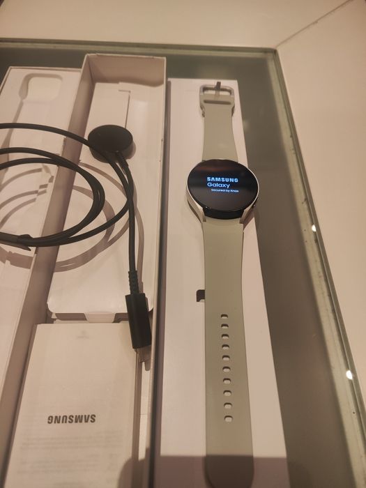 SAMSUNG Galaxy Watch 6