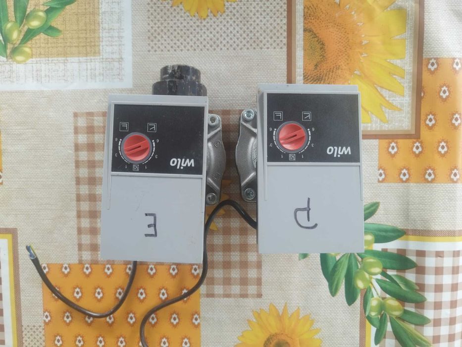 Vand 2 pompe de circulație Wilo Yonos PARA RS25/6-RKA WM – 25/6, 130 mm, 230V