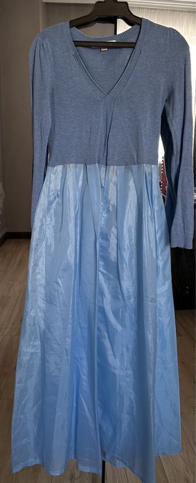 Голубое вечернее платье
