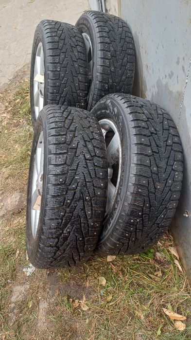 Продам резину 225/60 R17