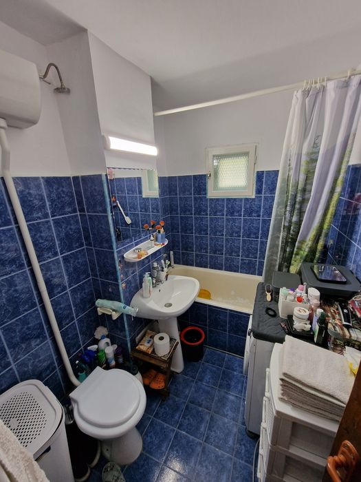 PROPRIETAR vand Apartament 2 camera Lipovei