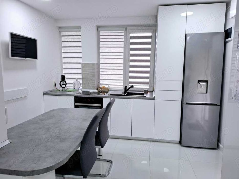 Cazare Regim Hotelier Casuta cu Tei Chirie Terasa Lux Curte Inchiriere