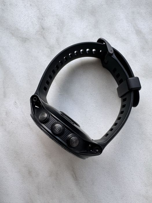 Продаю Garmin Foreruner 945