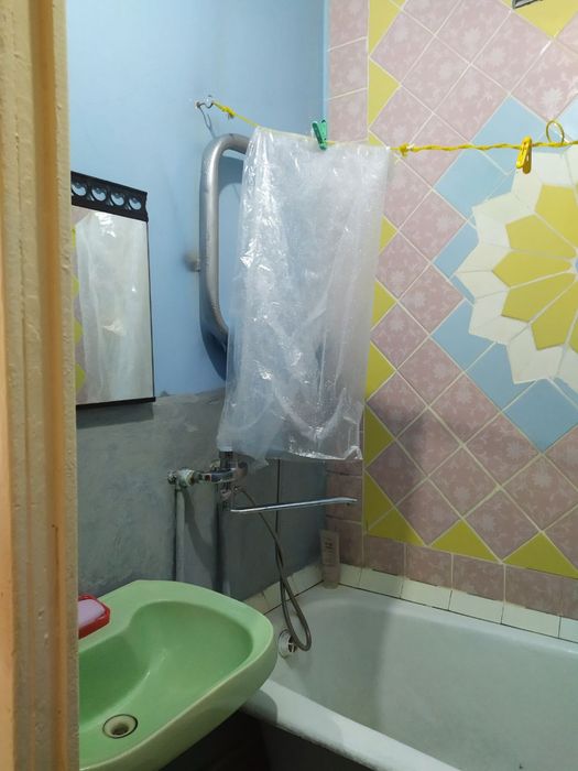 Продажа 1в2/2/5 на Юнусабад-17, 2 хона килинган сотилади