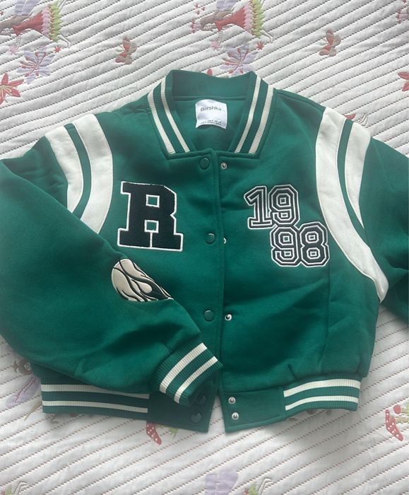 Куртка-бомбер в илеальном состоянии.