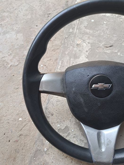 Продам рул от спарка стояло на матизе состояние хорошое.
