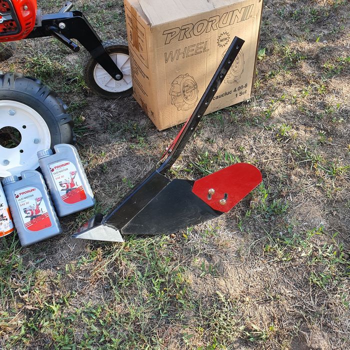 Motocultor PRORUN 7 CP – aproape nou, cu toate accesoriile incluse