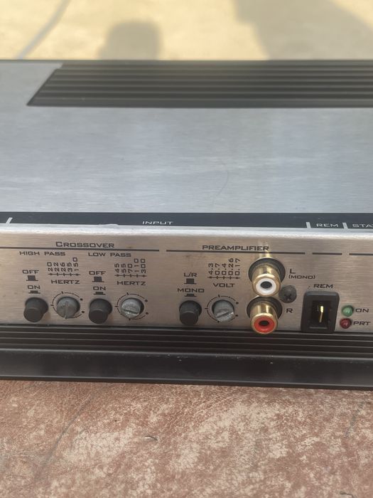 Amplificator Audio System Twister F2-500 2x390W RMS / 2x230W RMS, 2 canale, 800W RMS Bridge