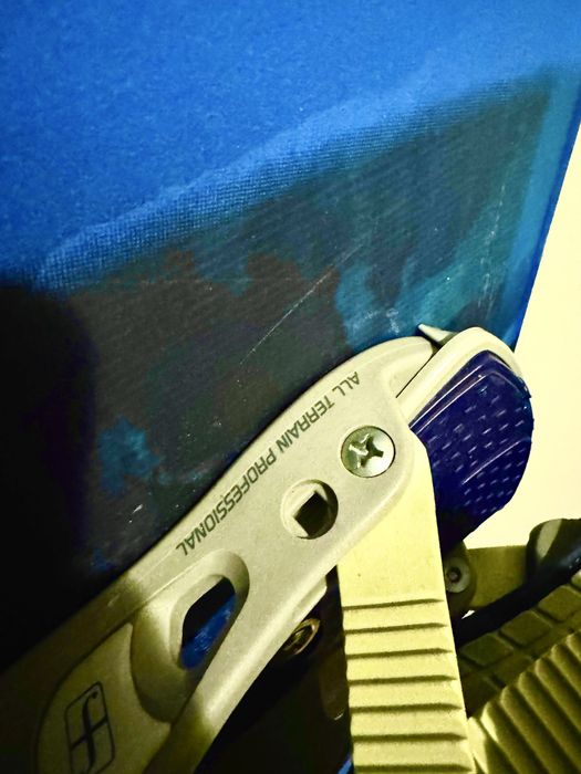 Сноуборд SALOMON; Апарати Forum; сноуборд обувки Nike Zoom Force 1